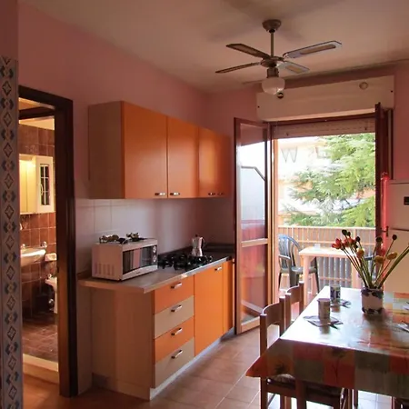 Comfy In A Charming Apartment *