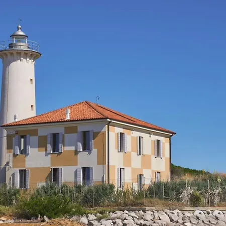 Comfy In A Charming * ביביונה