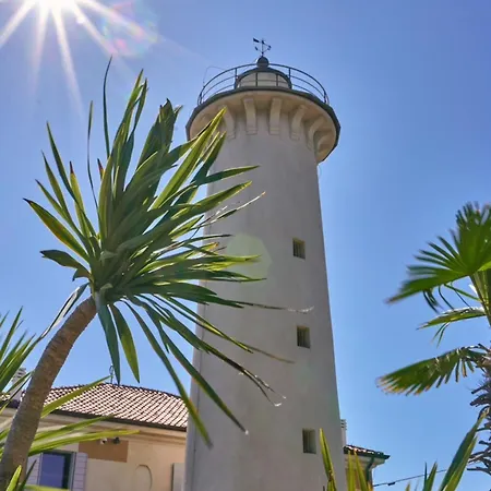 Comfy In A Charming Διαμέρισμα *